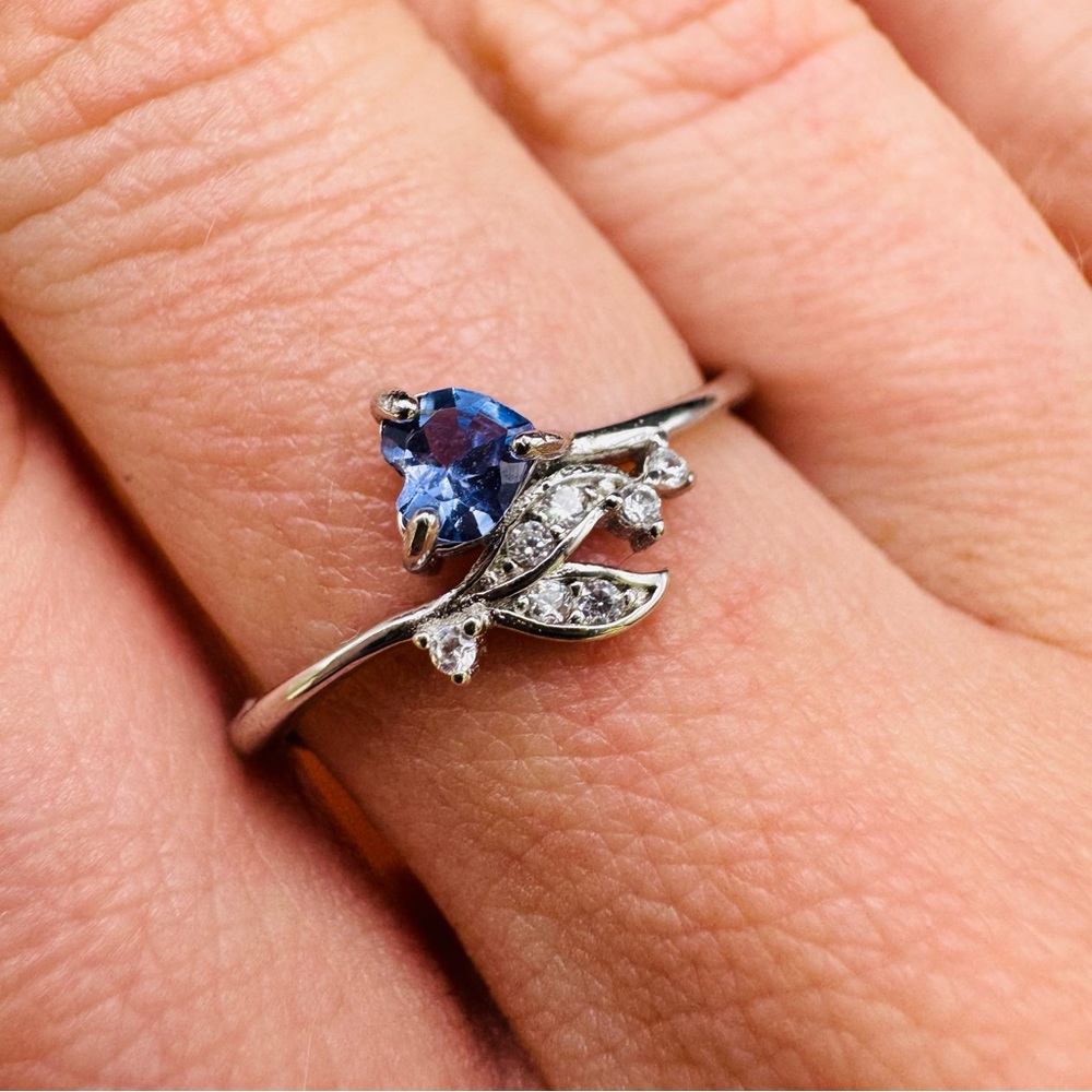 Blue Heart-Cut Floral Ring in Sterling Silver